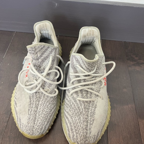 Yeezy 350 v2 blue tint - Picture 5 of 7
